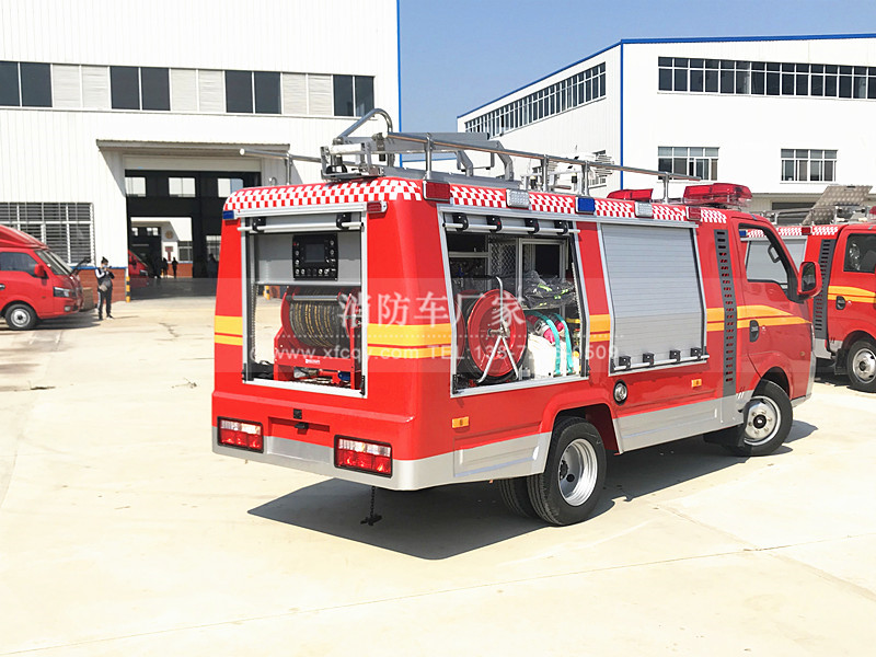 �|�L(f��ng)С�ͼ�ˮ�F����܇(���A�{���)