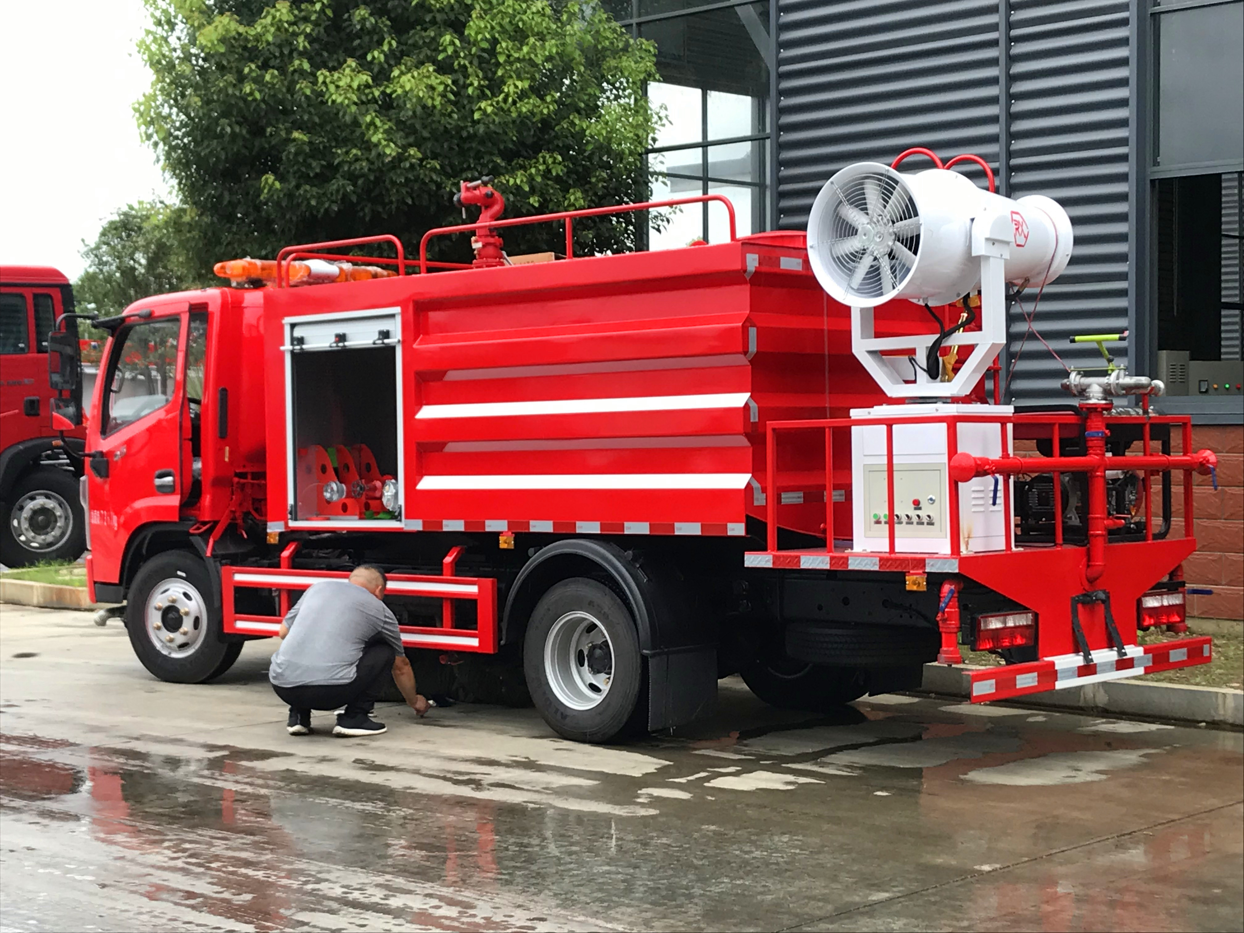 �|�L�F���։m������ˮ܇